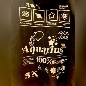 Aquarius ♒️ Hoodie